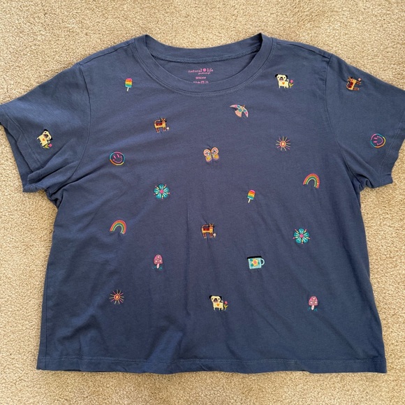 Fave Little Things Embroidered Boxy Tee - Picture 8 of 13